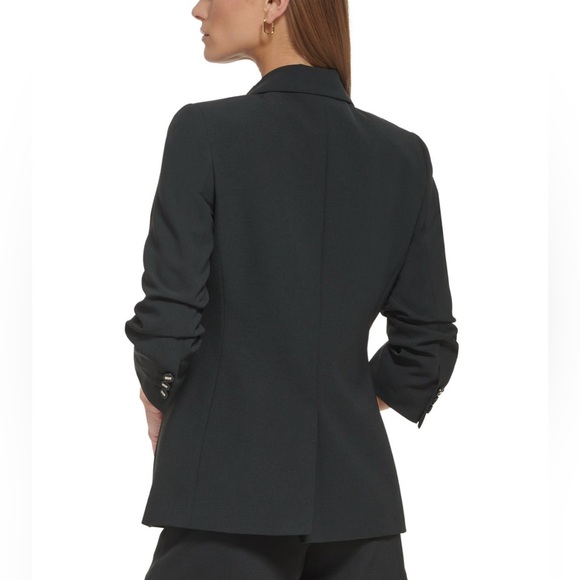 DKNY Rushed Sleeve One Button Blazer - Size 6 - NWOT - Picture 2 of 11